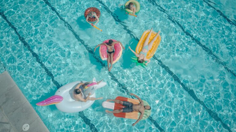 Piscine en béton désactivé : prix, durée, à connaître avant de se lancer