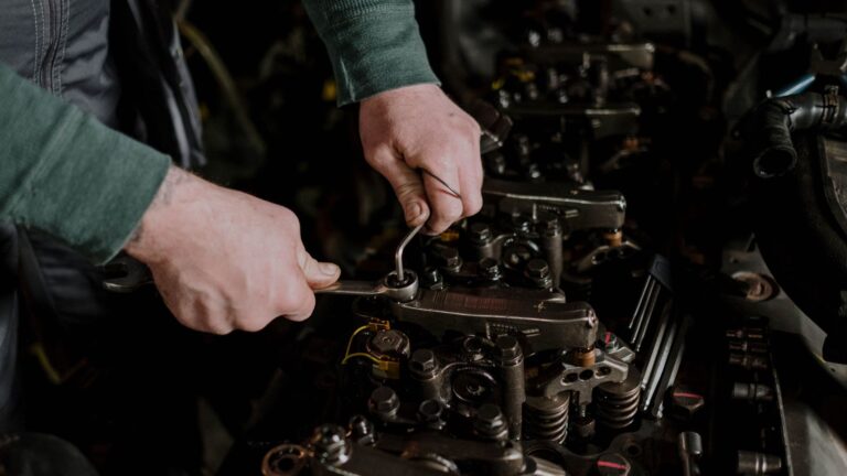 Position du ressort du carburateur Briggs et Stratton: montage correct